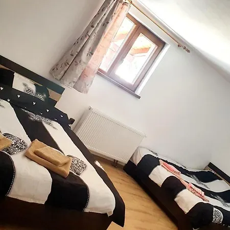 Homestay Vila Karina
